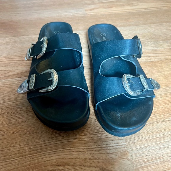 Wild Diva Shoes - Wild Diva Black Sandals with Silver Buckles